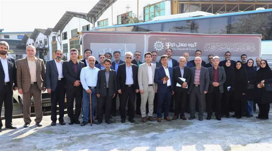 کارشناسان ثبت اسناد به ملاقات صنعتگران رفتند